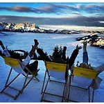 Hocheckhuette On Of The Hahnenkamm Mountain Inn Kitzbühel