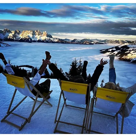 Hocheckhuette On Of The Hahnenkamm Mountain 여관 키츠부헬