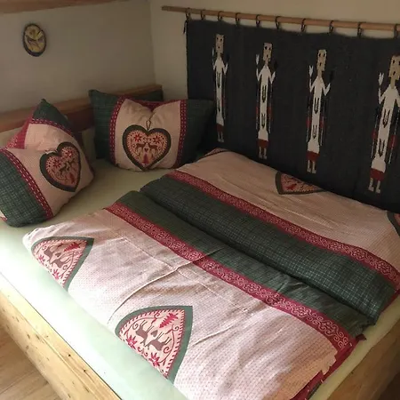 Gasthof Hocheckhuette On Of The Hahnenkamm Mountain Kitzbühel