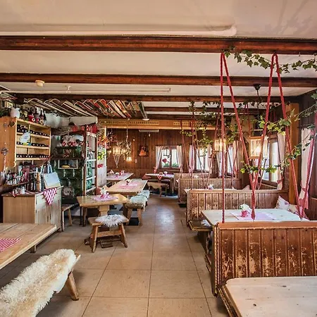 Inn Hocheckhuette On Of The Hahnenkamm Mountain Kitzbühel