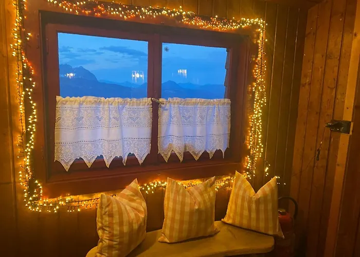 Estalagem Hocheckhuette On Of The Hahnenkamm Mountain