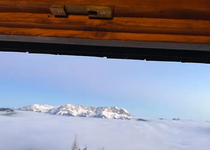 Estalagem Hocheckhuette On Of The Hahnenkamm Mountain