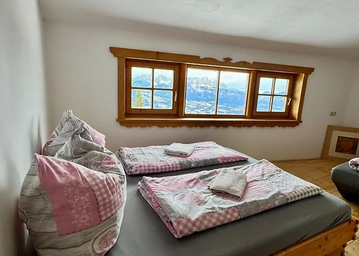 Hocheckhuette On Of The Hahnenkamm Mountain * Kitzbühel