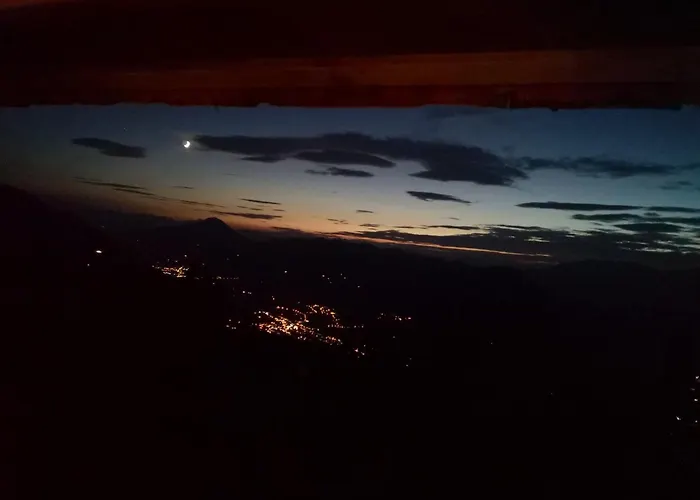 Hocheckhuette On Of The Hahnenkamm Mountain Estalagem *