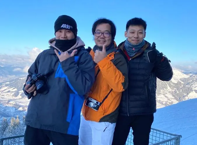 Hocheckhuette On Of The Hahnenkamm Mountain Estalagem Kitzbühel