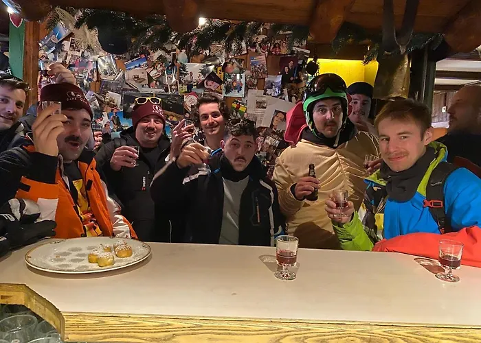 Estalagem Hocheckhuette On Of The Hahnenkamm Mountain *