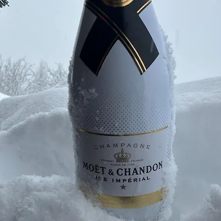 Locanda Hocheckhuette On Of The Hahnenkamm Mountain *