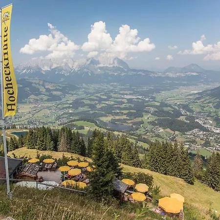Hocheckhuette On Of The Hahnenkamm Mountain * Kitzbühel