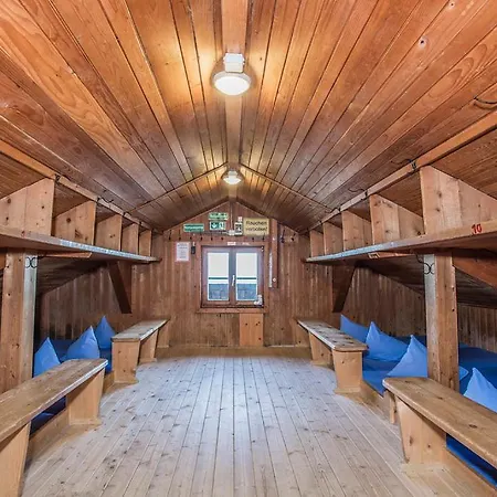 Locanda Hocheckhuette On Of The Hahnenkamm Mountain *