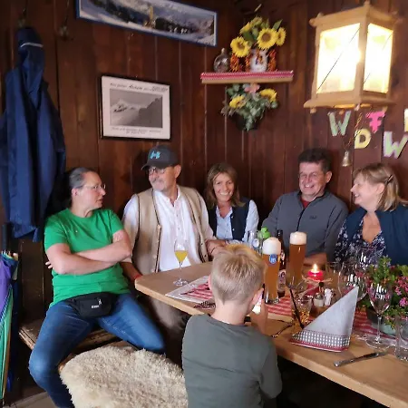 Hocheckhuette On Of The Hahnenkamm Mountain Locanda *